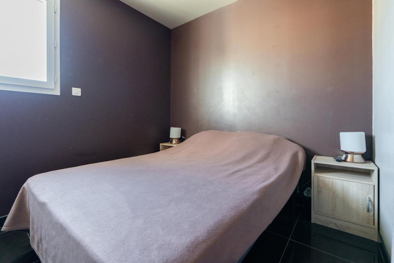 Apartament La Barque Bleue Le Grau-du-Roi Zewnętrze zdjęcie